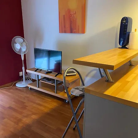 Apartment Tranquille Ideal Couple Ou Famille 2 Adultes 2 Enfants